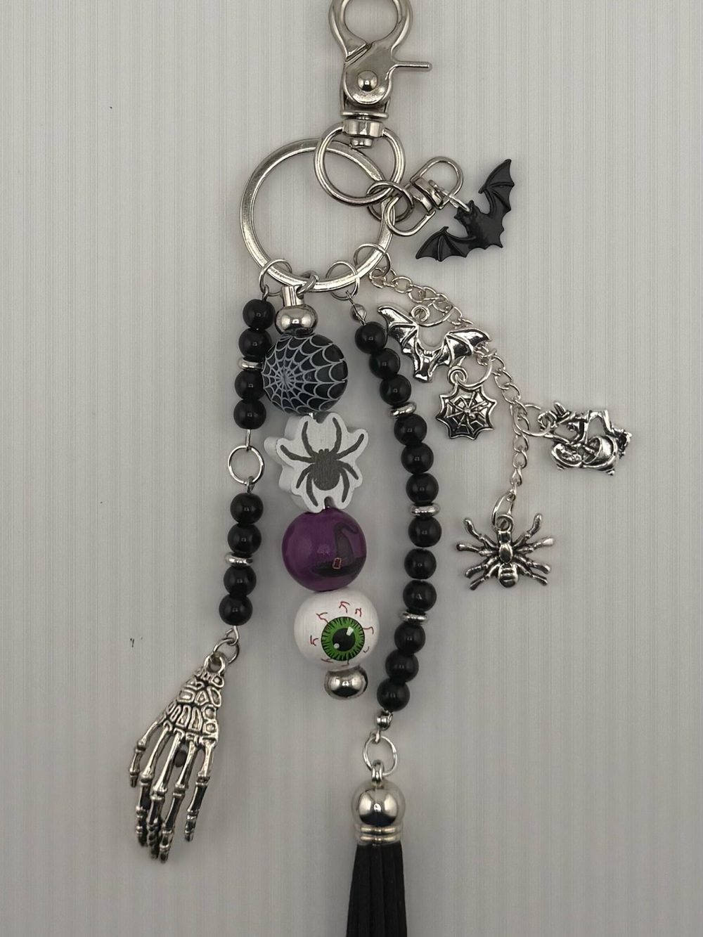 Halloween Spider & Eyeball Beaded Keychain - Black and Purple